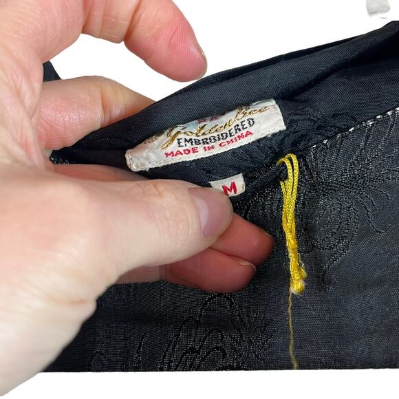 Vintage | Oriental Embroidered Kimono Robe Jacket Cover Up Black Size Medium - Picture 7 of 8